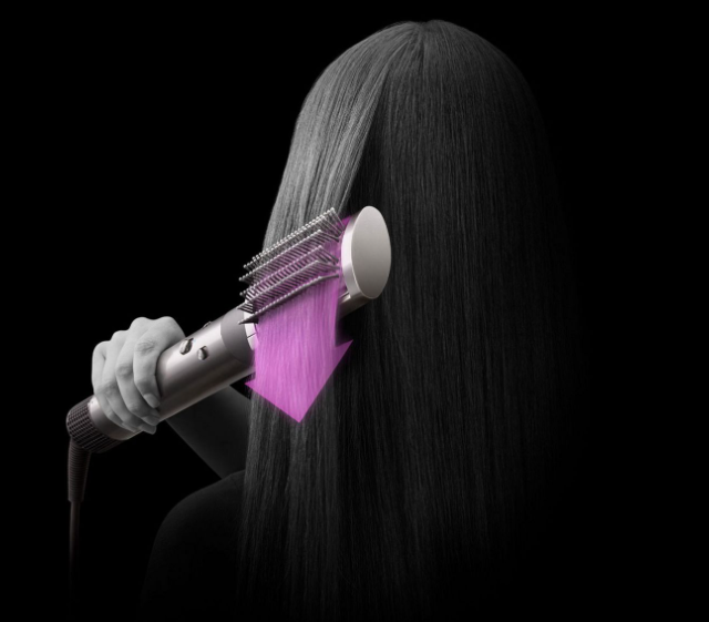 Dyson Airwrap HS05 Coanda brush increased styling control